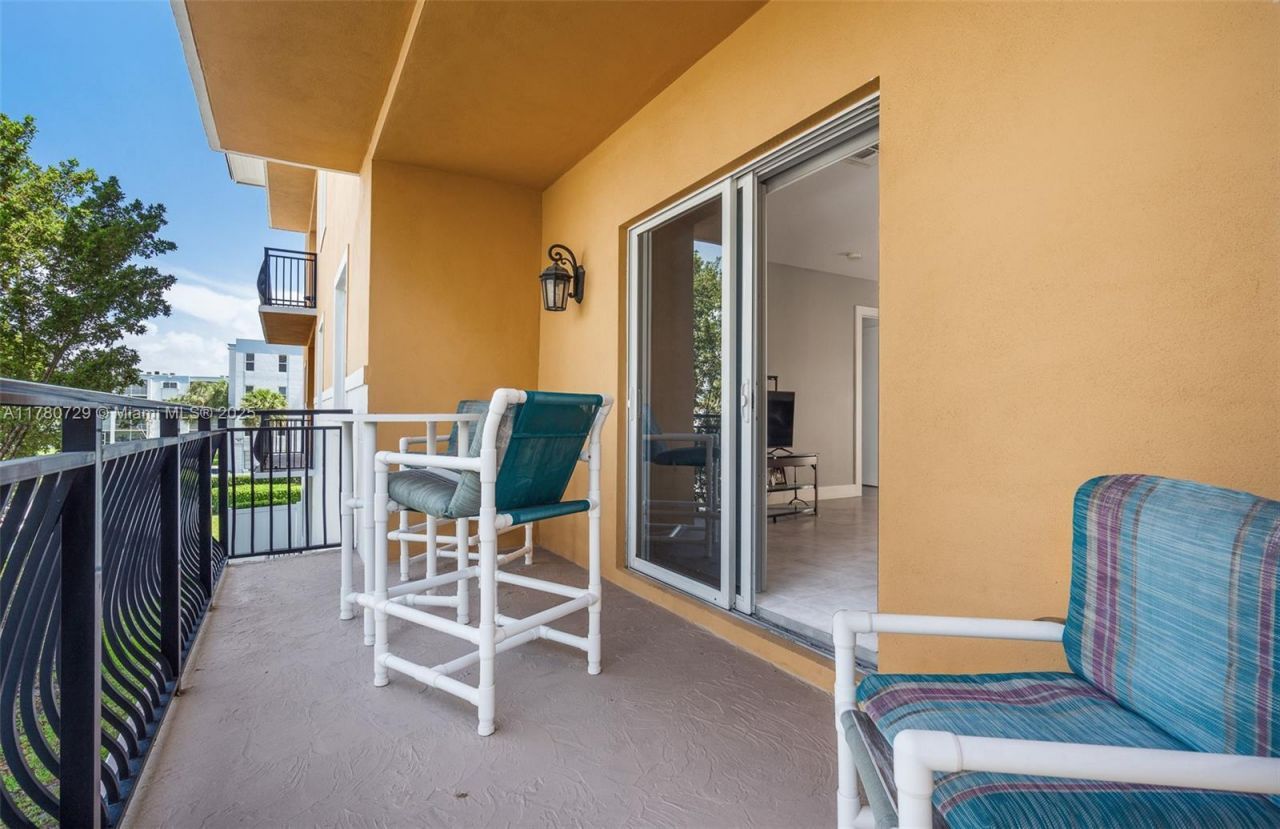 555 E Dania Beach Blvd, Unit 4, Dania Beach, FL 33004 Photo