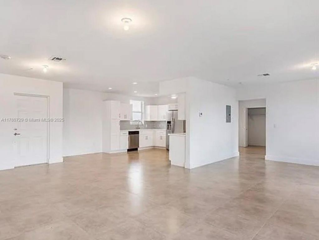 555 E Dania Beach Blvd, Unit 4, Dania Beach, FL 33004 Photo