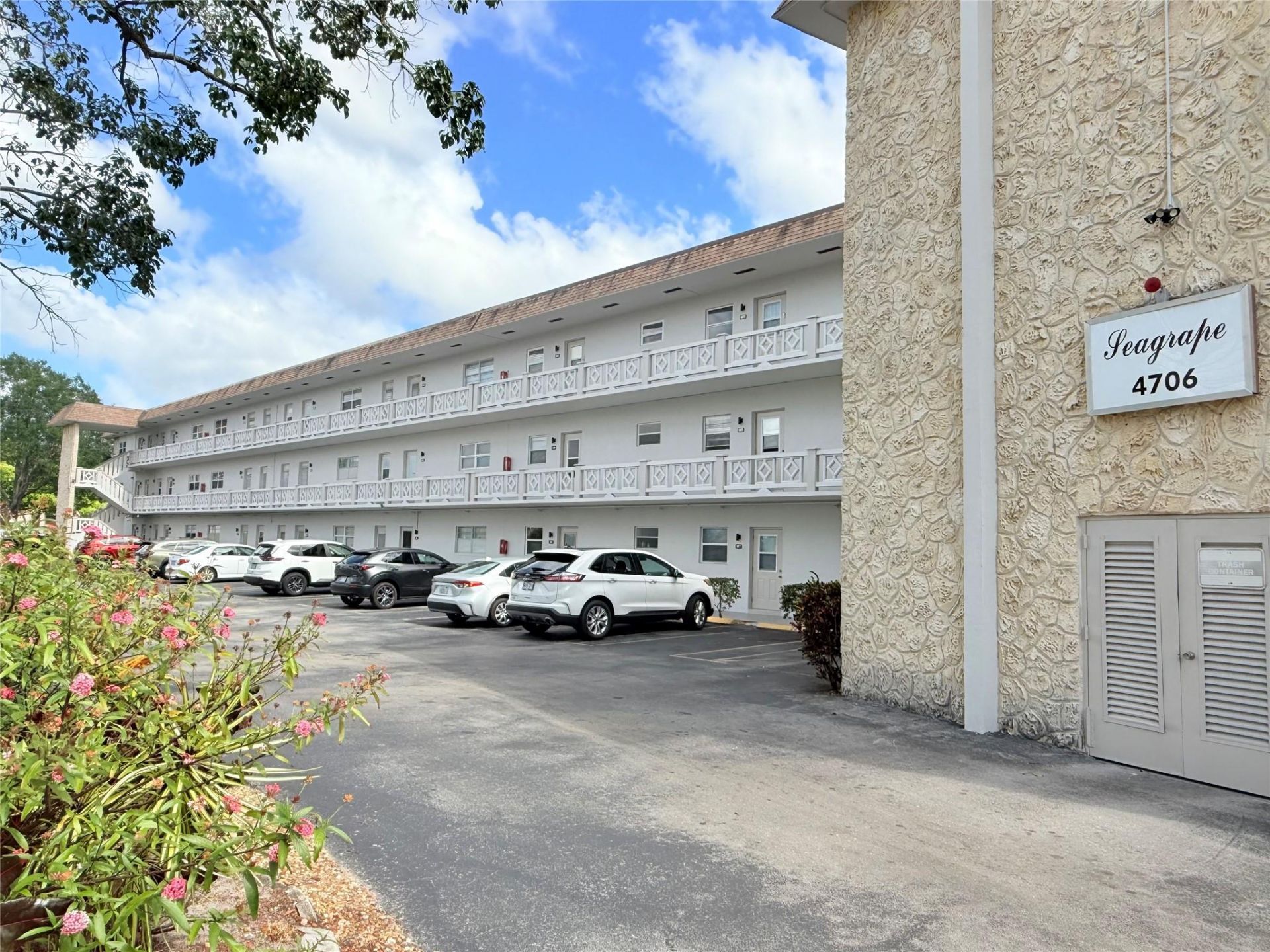 4706 NW 36th Street, Unit 412-S, Lauderdale Lakes, FL 33319 Photo