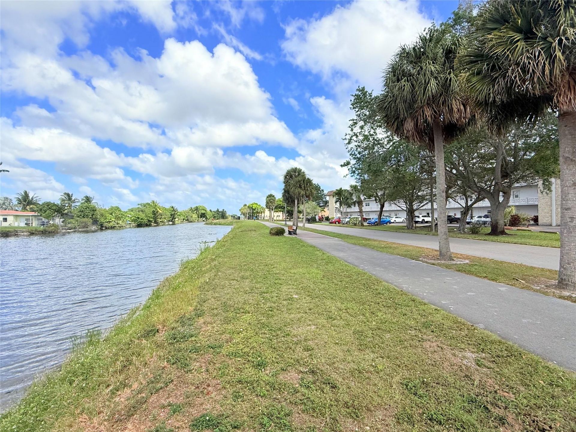 4706 NW 36th Street, Unit 412-S, Lauderdale Lakes, FL 33319 Photo