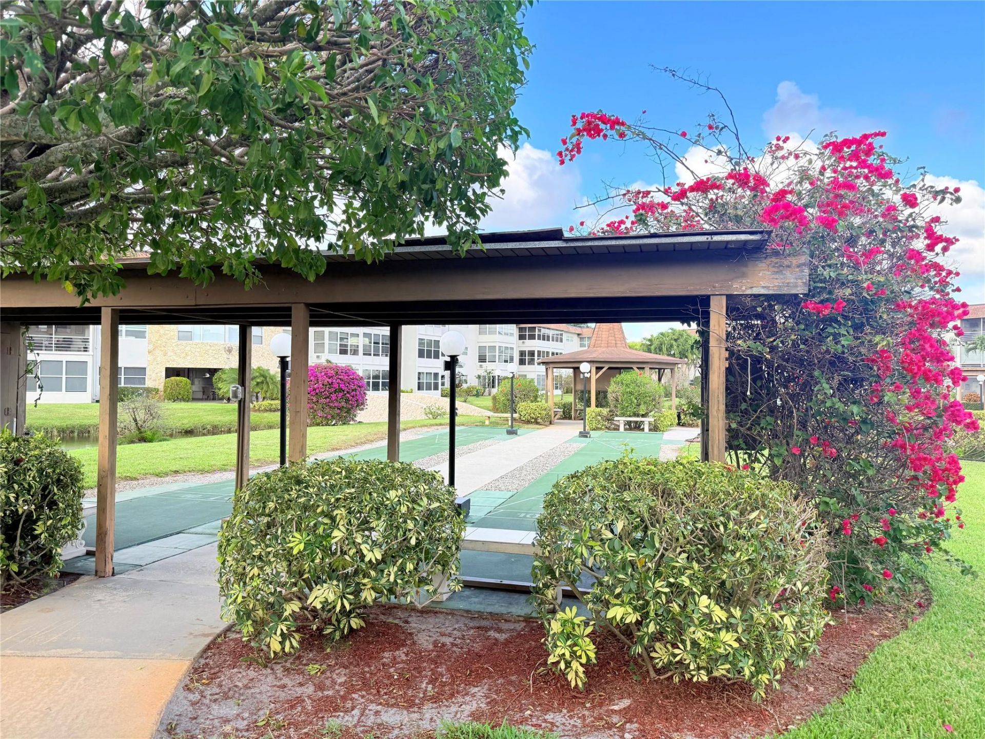 4706 NW 36th Street, Unit 412-S, Lauderdale Lakes, FL 33319 Photo