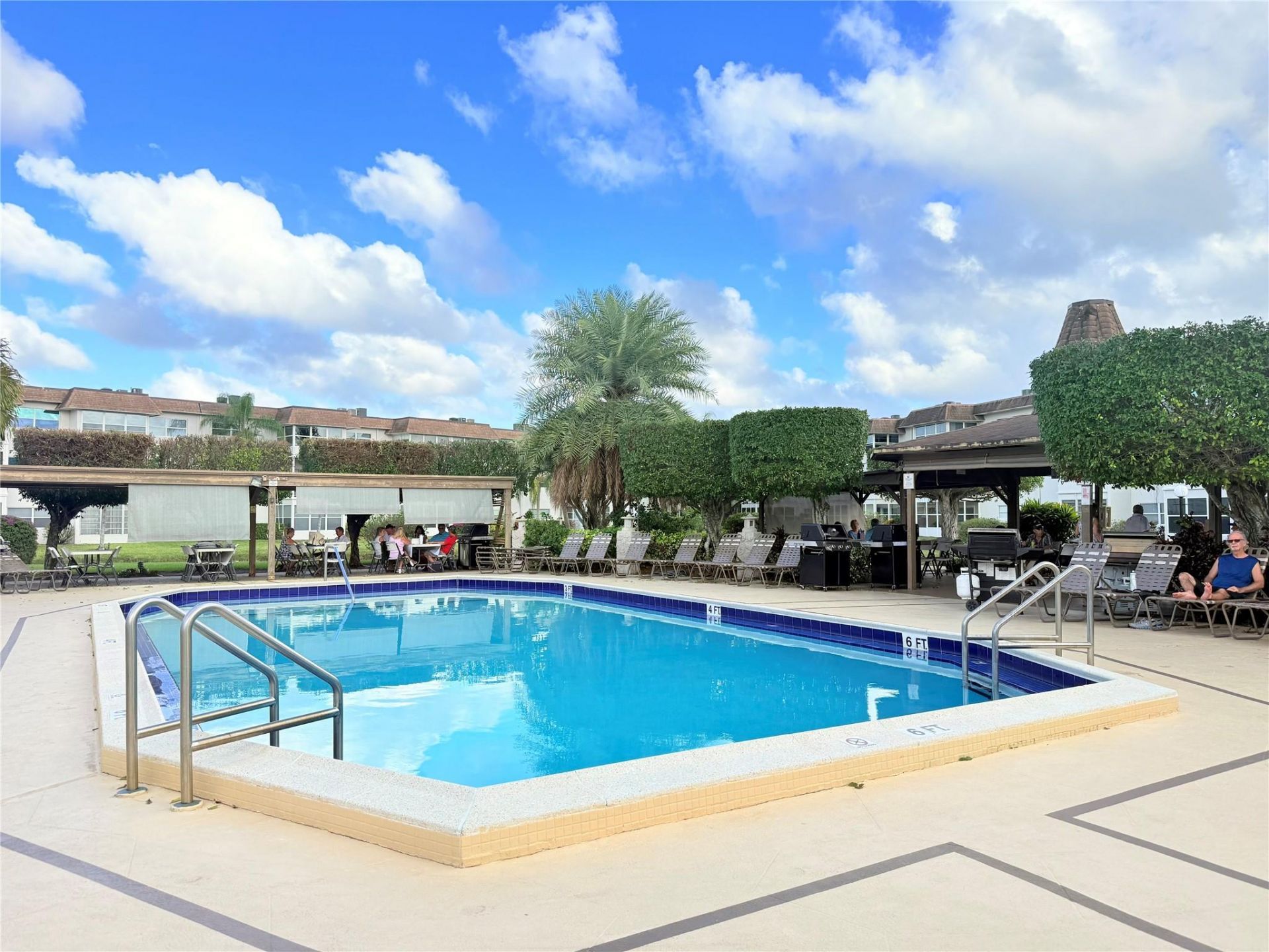 4706 NW 36th Street, Unit 412-S, Lauderdale Lakes, FL 33319 Photo