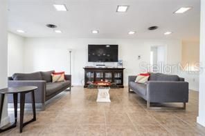 33 S Gulfstream Avenue, Unit 905, Sarasota, FL 34236 Photo