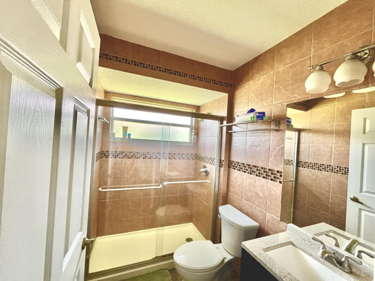 215 Monterey Way, Royal Palm Beach, FL 33411 Photo