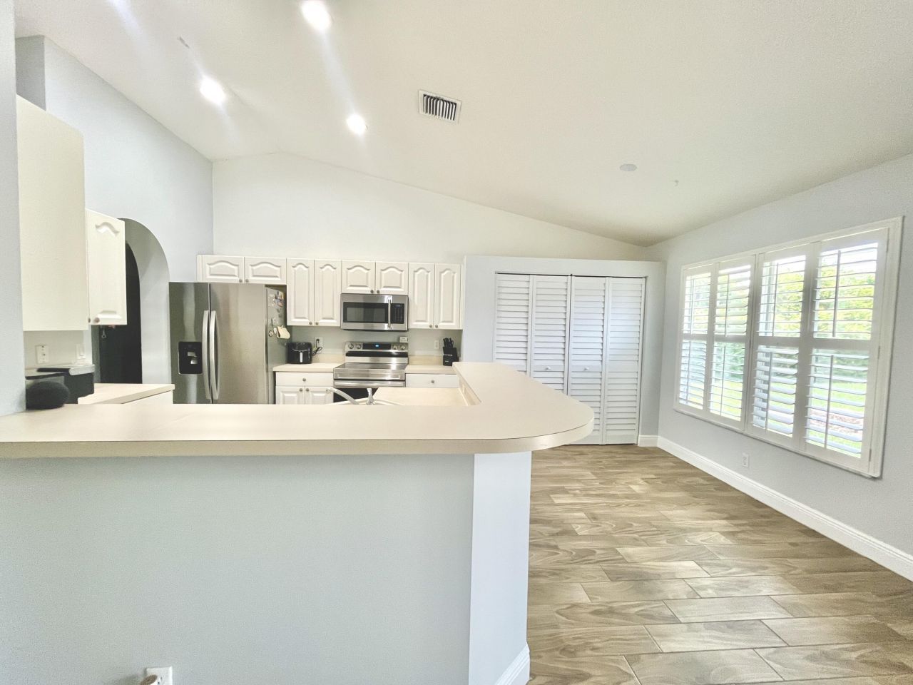 215 Monterey Way, Royal Palm Beach, FL 33411 Photo