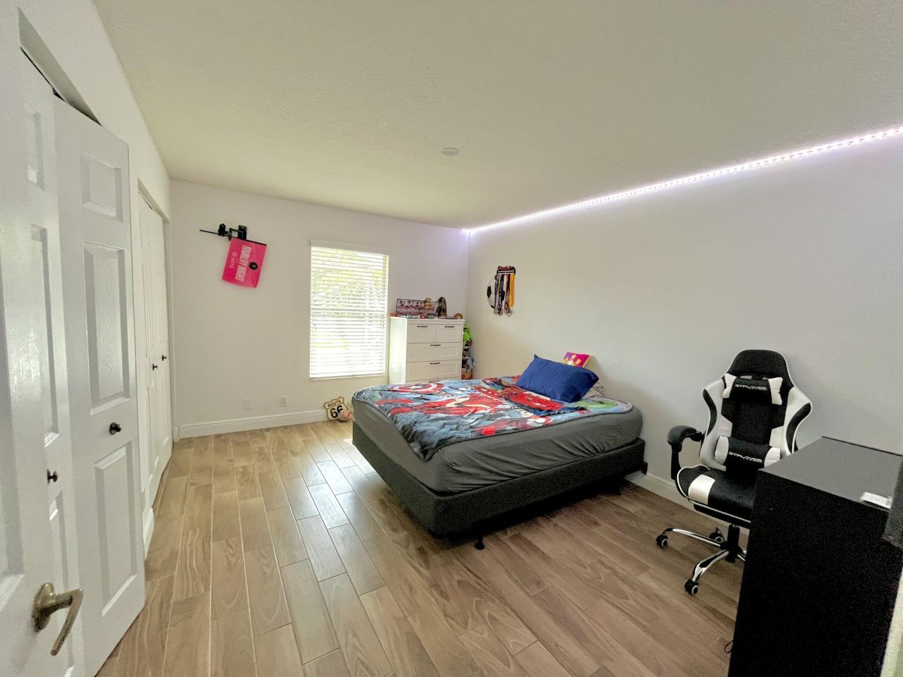 215 Monterey Way, Royal Palm Beach, FL 33411 Photo