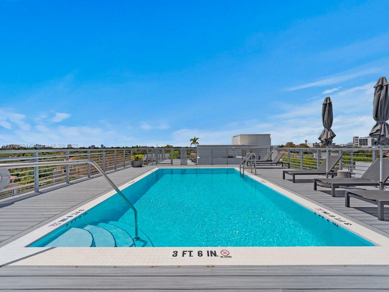 529 SW 11th St, Unit 303, Miami, FL 33129 Photo