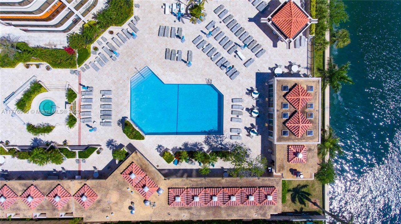 19667 Turnberry Way, Unit 3F, Aventura, FL 33180 Photo