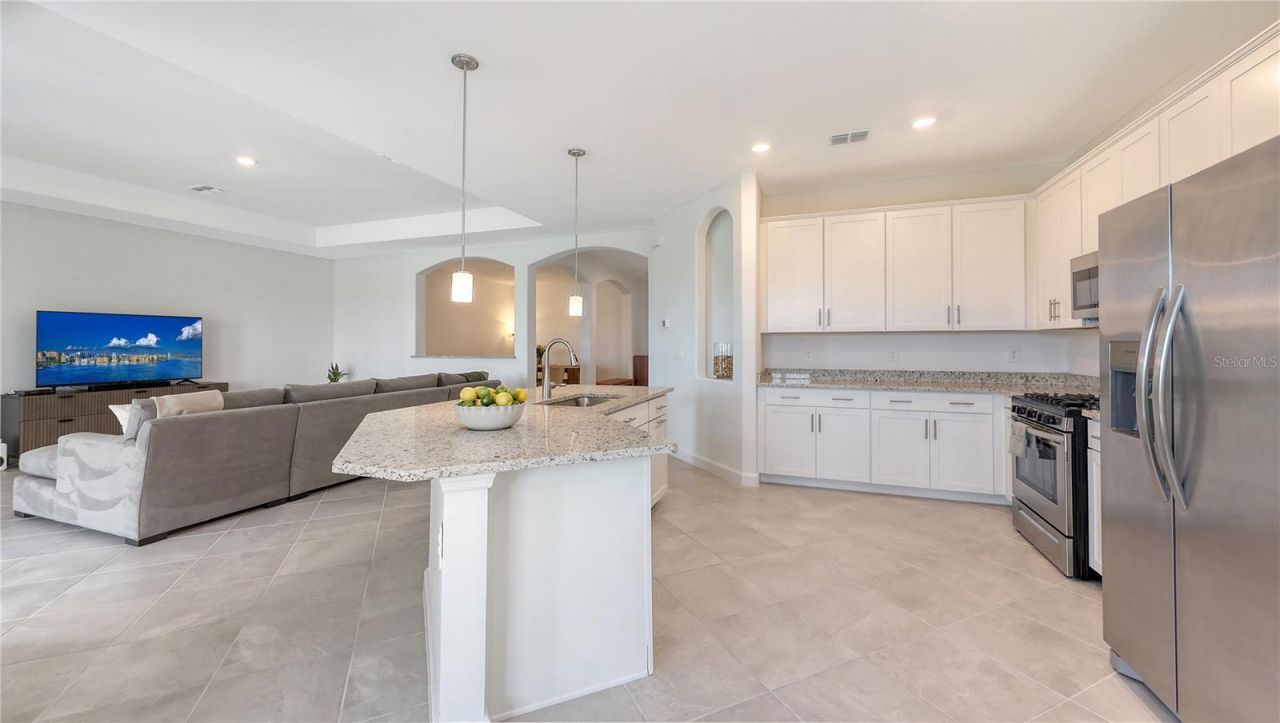 15332 Serene Shores Loop Street, Bradenton, FL 34211 Photo