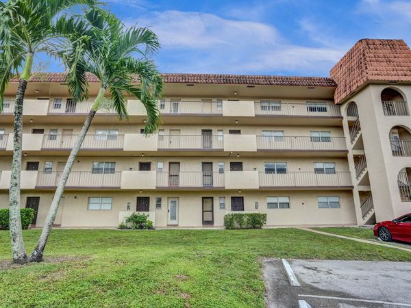 6200 S Falls Cir Drive, Unit 202, Lauderhill, FL 33319