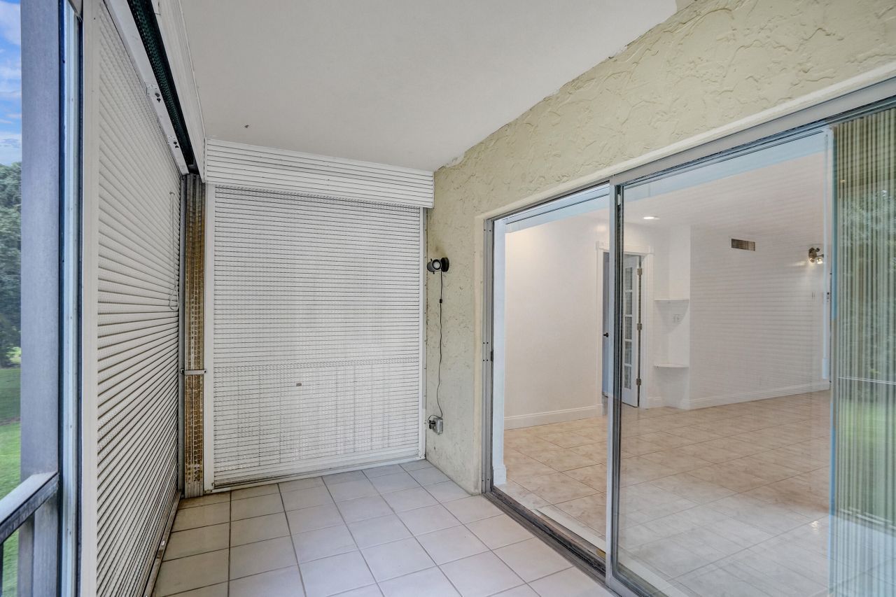 6200 S Falls Cir Drive, Unit 202, Lauderhill, FL 33319 Photo