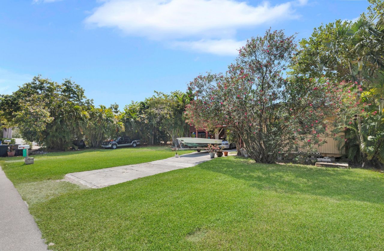 31052 Avenue H, Big Pine Key, FL 33043 Photo