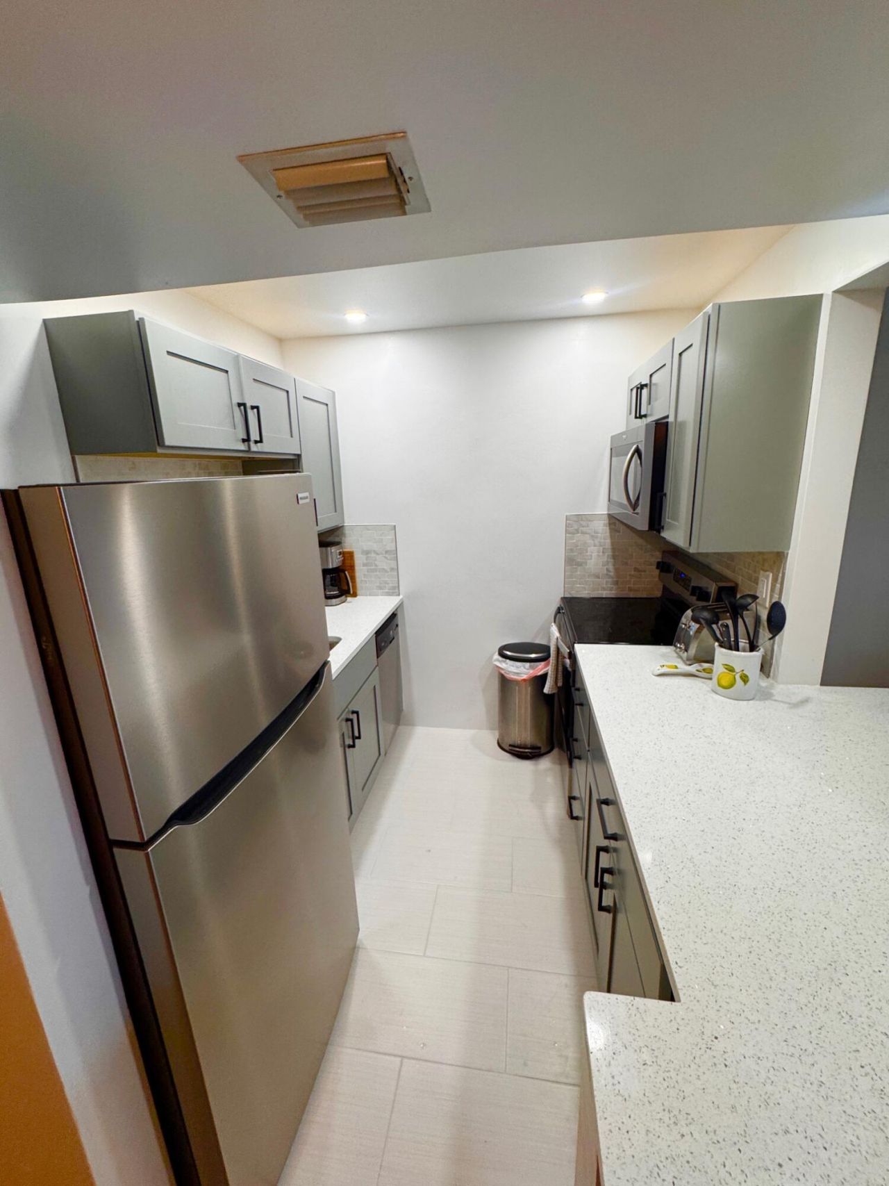 2565 S Ocean 2060 Boulevard, Unit 2060, Palm Beach, FL 33480 Photo