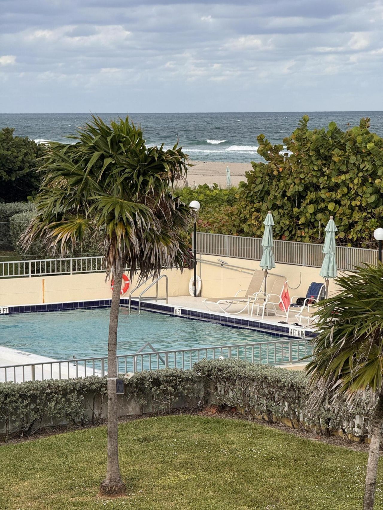 2565 S Ocean 2060 Boulevard, Unit 2060, Palm Beach, FL 33480 Photo