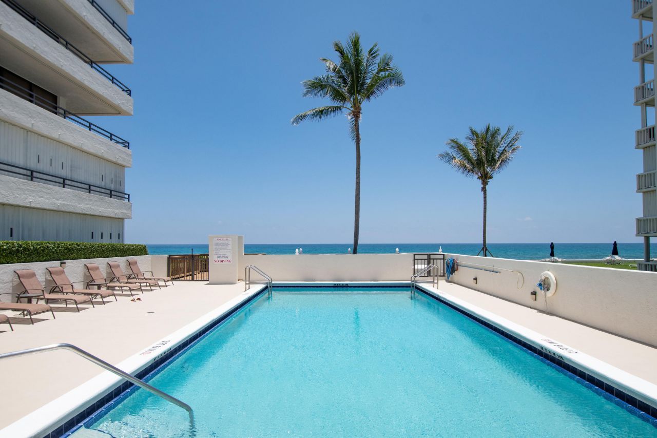 3560 S Ocean 301 Boulevard, Unit 301, South Palm Beach, FL 33480 Photo
