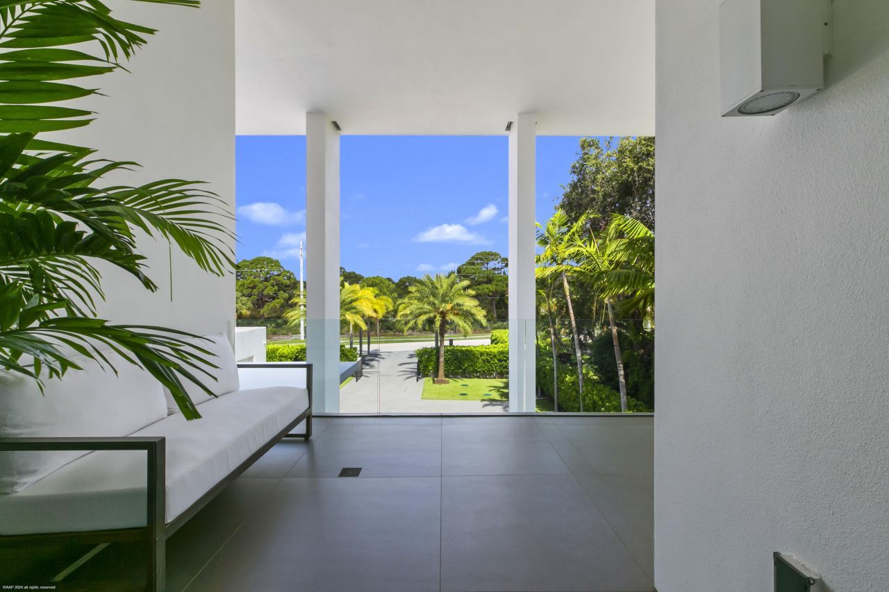 14844 Palmwood Road, Palm Beach Gardens, FL 33410 Photo