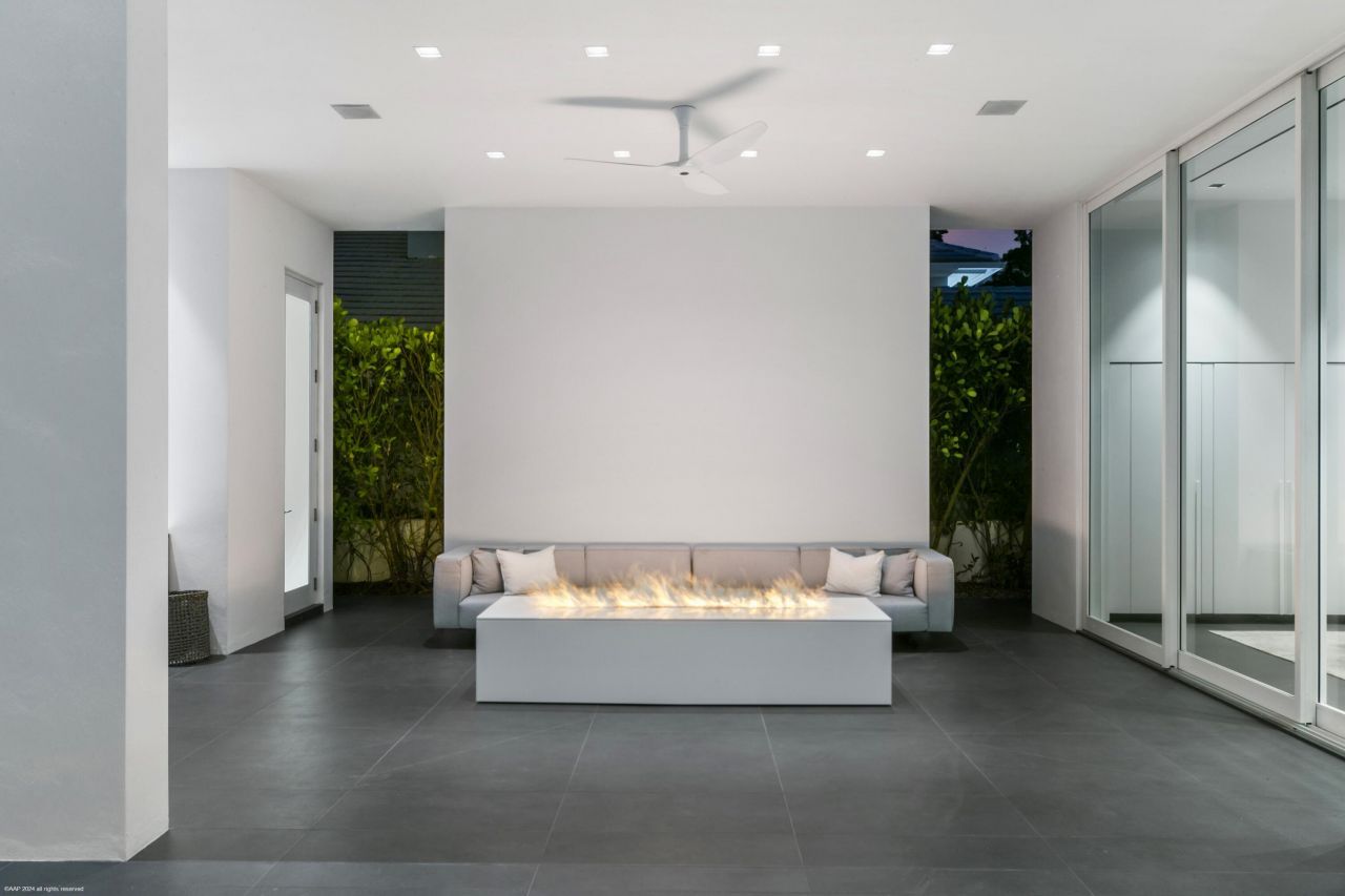 14844 Palmwood Road, Palm Beach Gardens, FL 33410 Photo