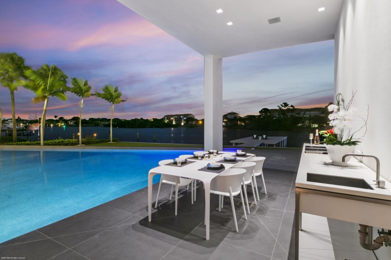 14844 Palmwood Road, Palm Beach Gardens, FL 33410 Photo