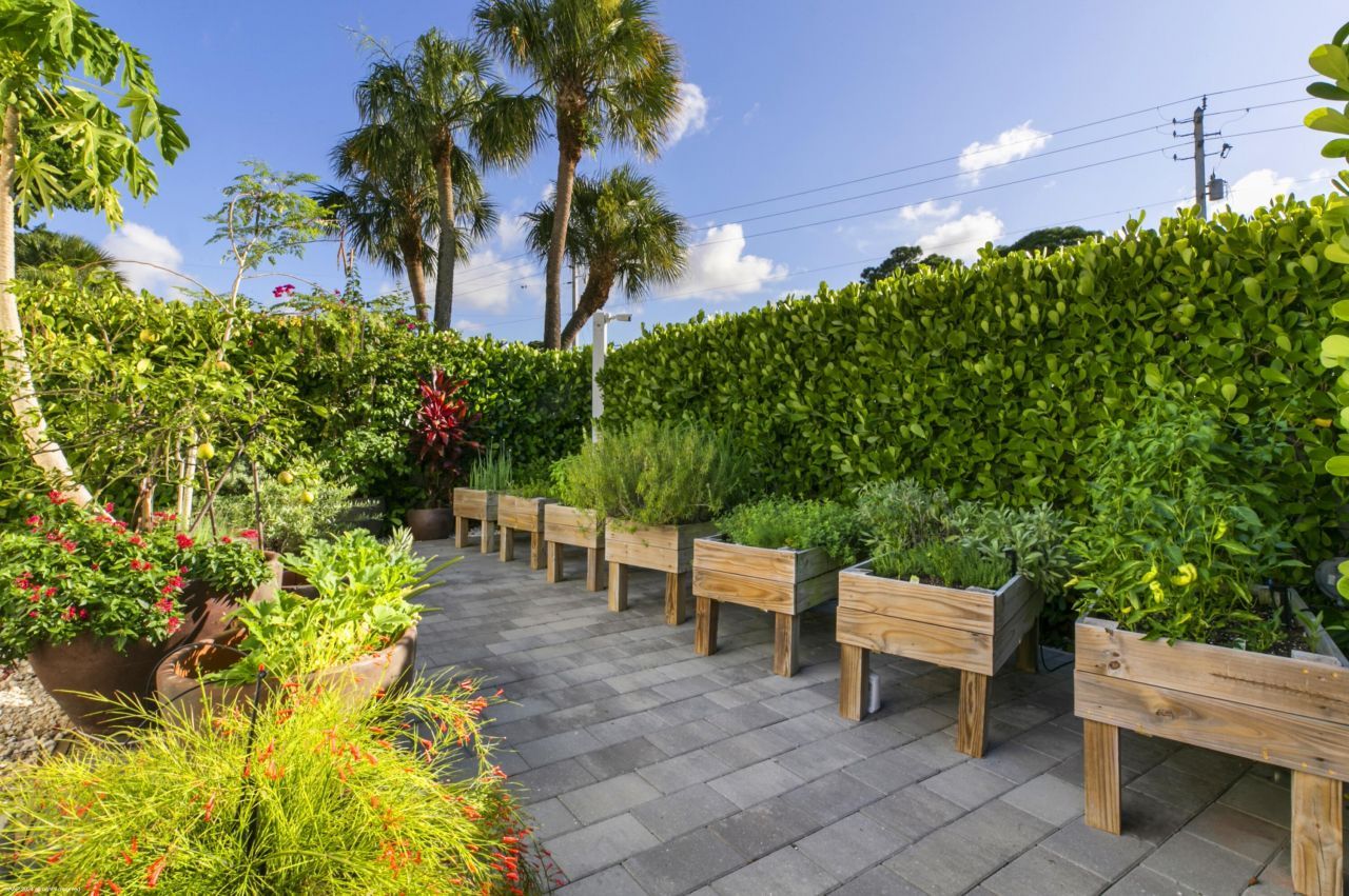 14844 Palmwood Road, Palm Beach Gardens, FL 33410 Photo