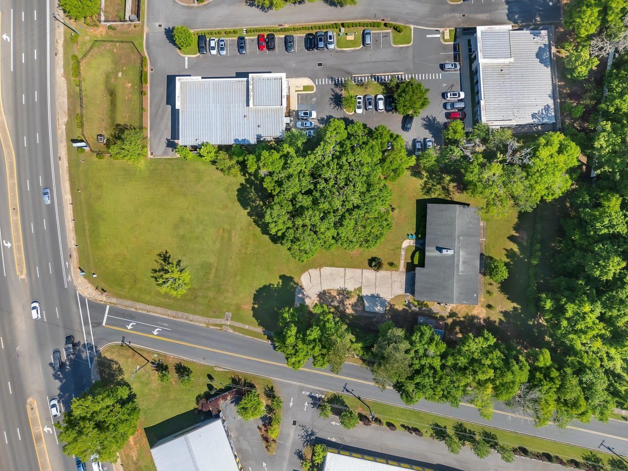 1755 NE Capital Circle, Tallahassee, FL 32308 Photo