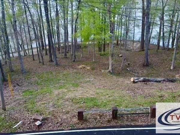 844 Stirling Rd, Camden, TN 38320