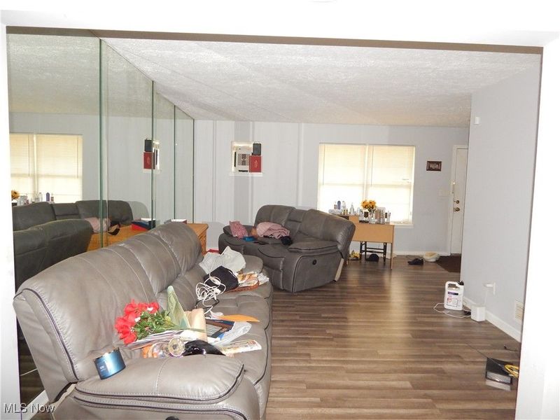 4286 E 163rd Street, Cleveland, OH 44128 Photo 4