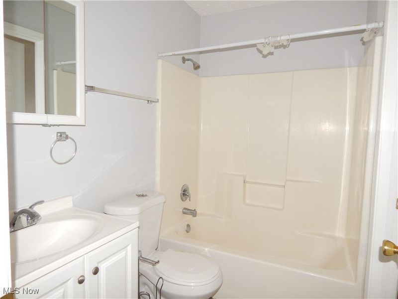 4286 E 163rd Street, Cleveland, OH 44128 Photo 7