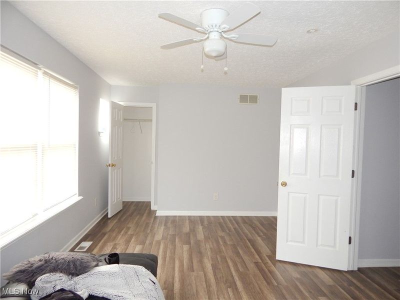 4286 E 163rd Street, Cleveland, OH 44128 Photo 8