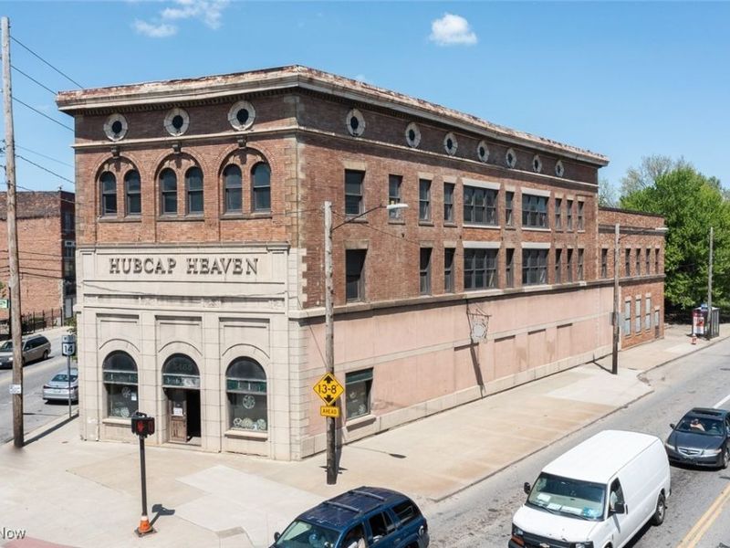 5455 Broadway Avenue, Cleveland, OH 44127 Photo 3