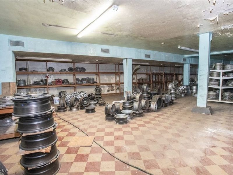 5455 Broadway Avenue, Cleveland, OH 44127 Photo 9