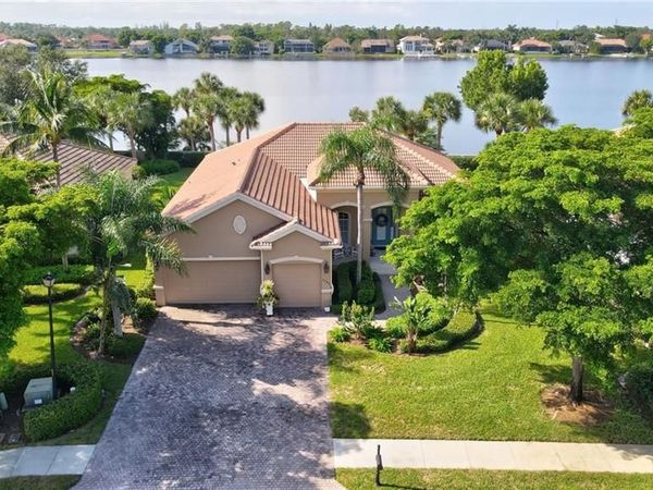 5589 Whispering Willow WAY, FORT MYERS, FL 33908