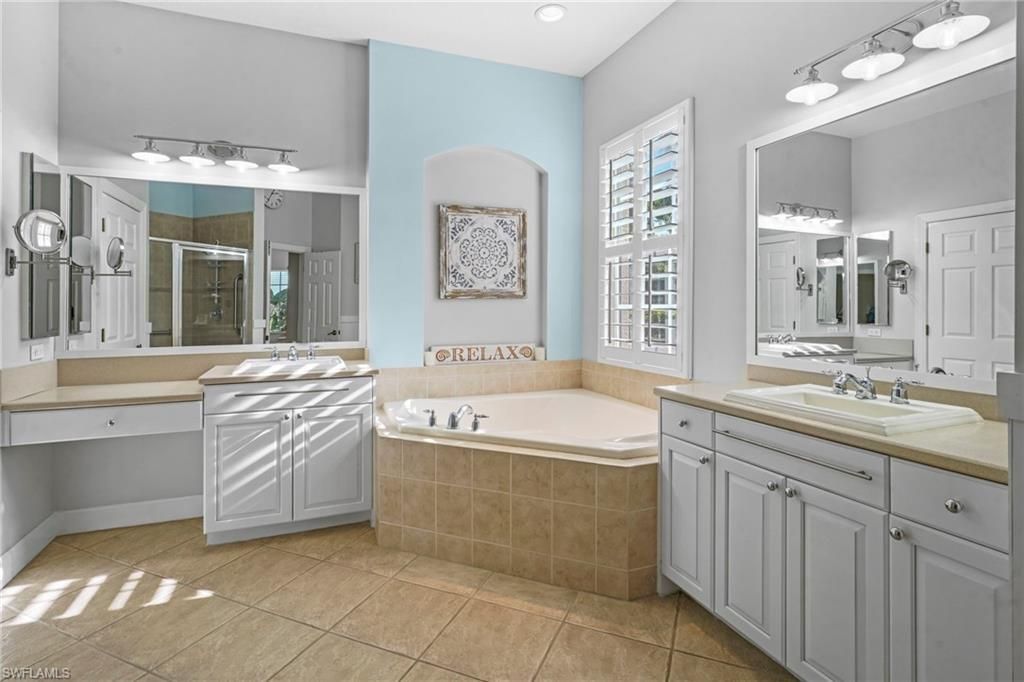 5589 Whispering Willow Way, Fort Myers, FL 33908 Photo