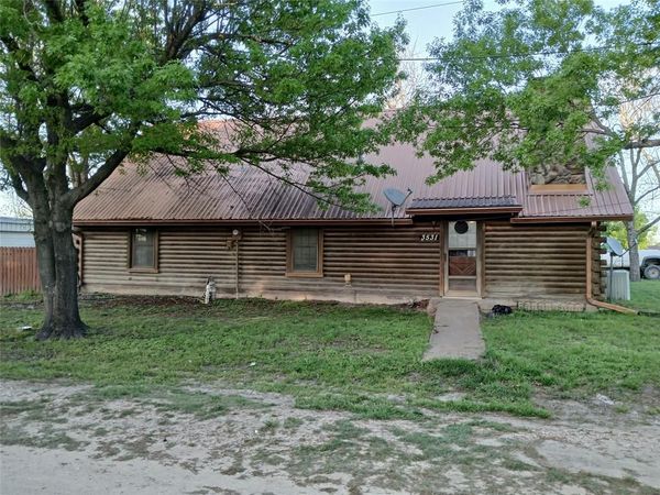 3531 Ennis Avenue, Bardwell, TX 75101