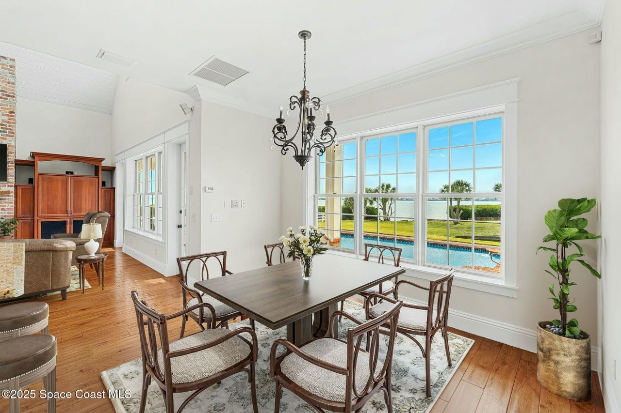 9490 S Tropical Trail, Merritt Island, FL 32952 Photo