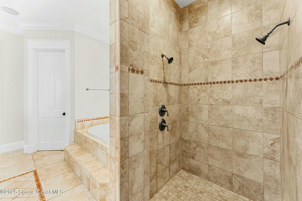 9490 S Tropical Trail, Merritt Island, FL 32952 Photo