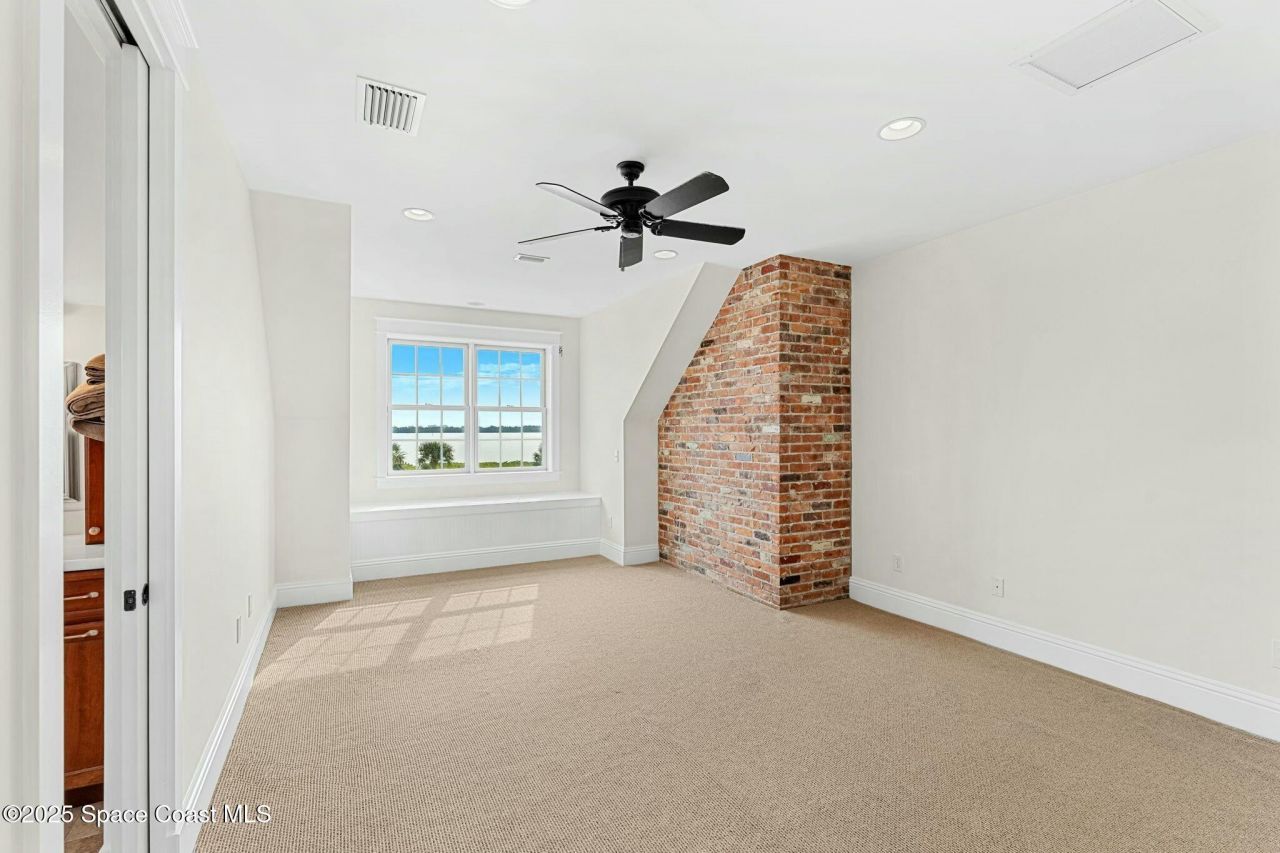 9490 S Tropical Trail, Merritt Island, FL 32952 Photo