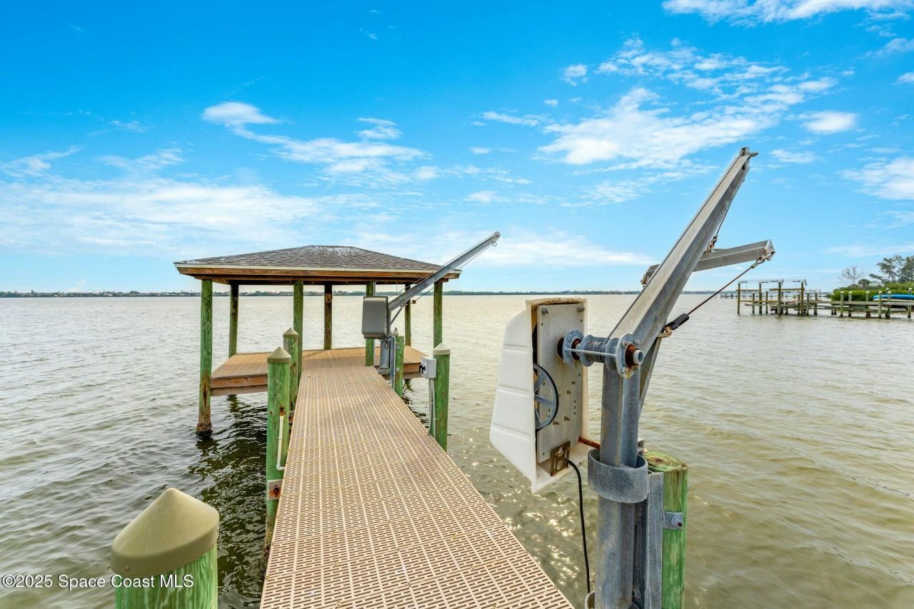 9490 S Tropical Trail, Merritt Island, FL 32952 Photo