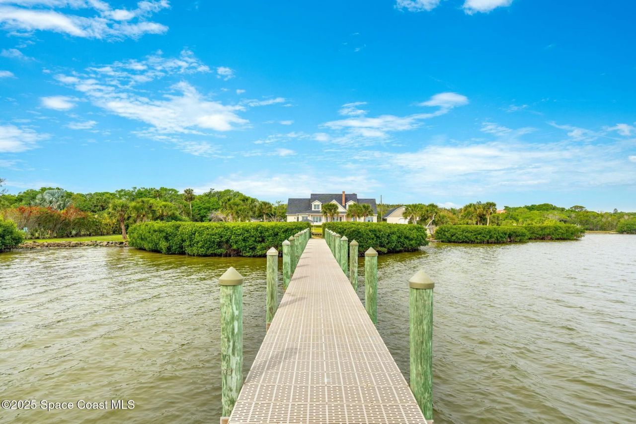 9490 S Tropical Trail, Merritt Island, FL 32952 Photo