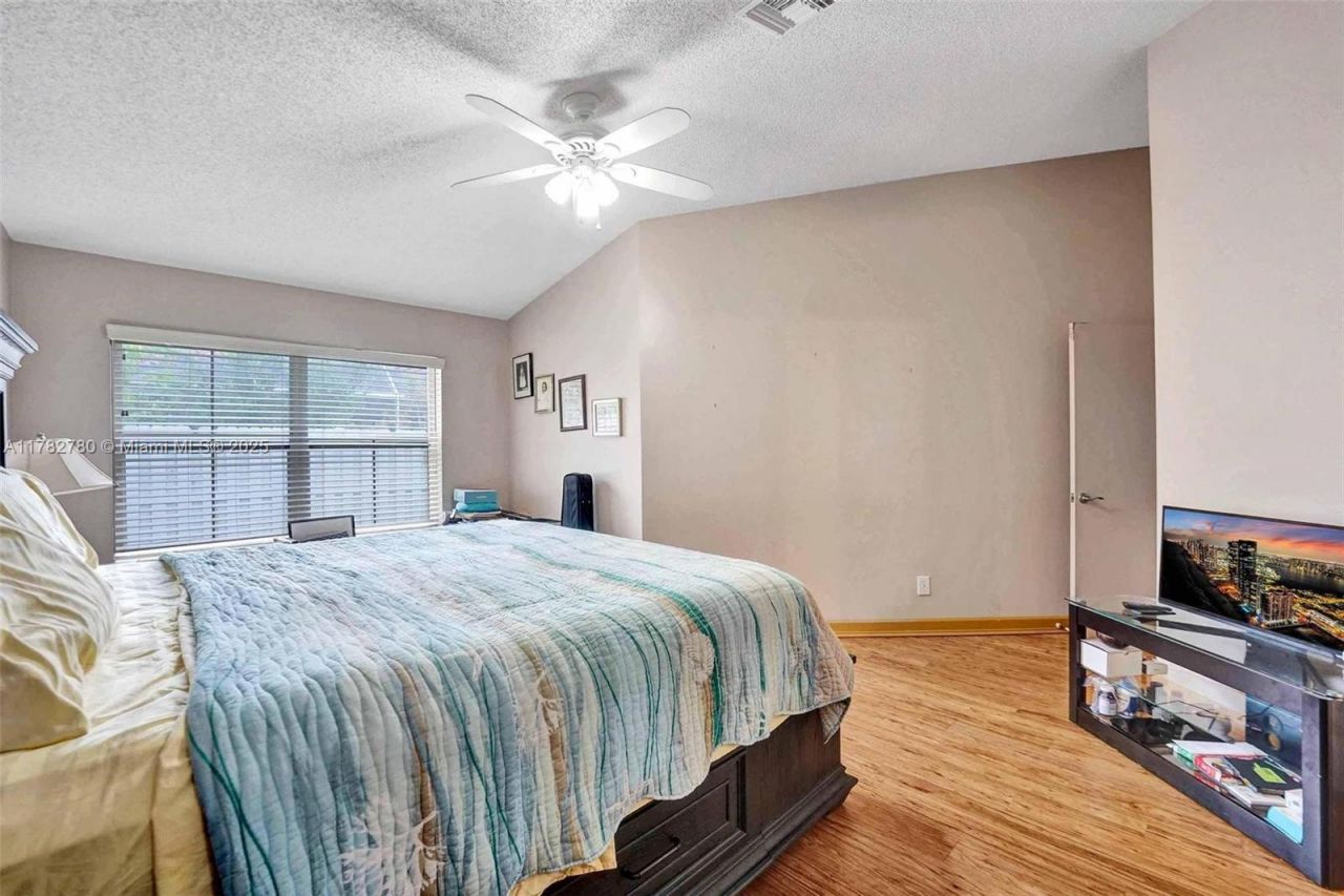 7324 NW 1st Pl, Plantation, FL 33317 Photo