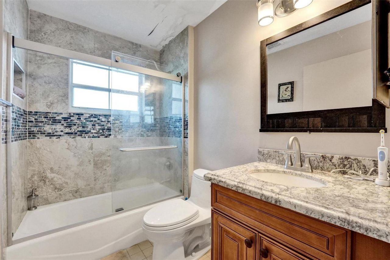 7324 NW 1st Pl, Plantation, FL 33317 Photo