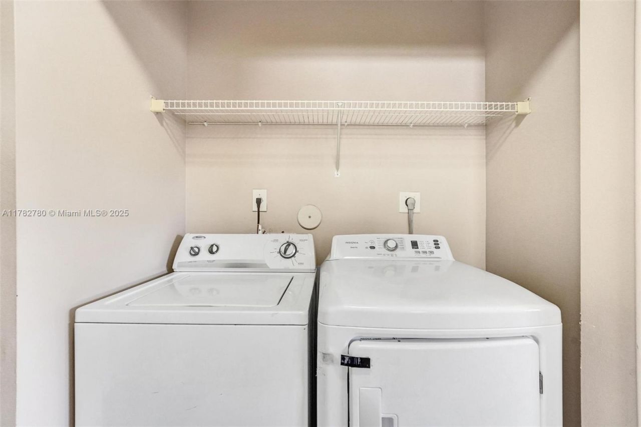 7324 NW 1st Pl, Plantation, FL 33317 Photo