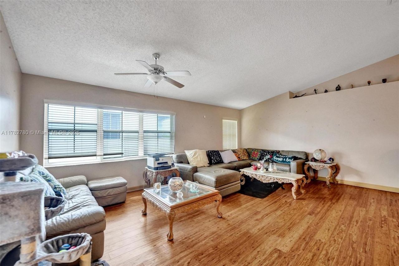 7324 NW 1st Pl, Plantation, FL 33317 Photo