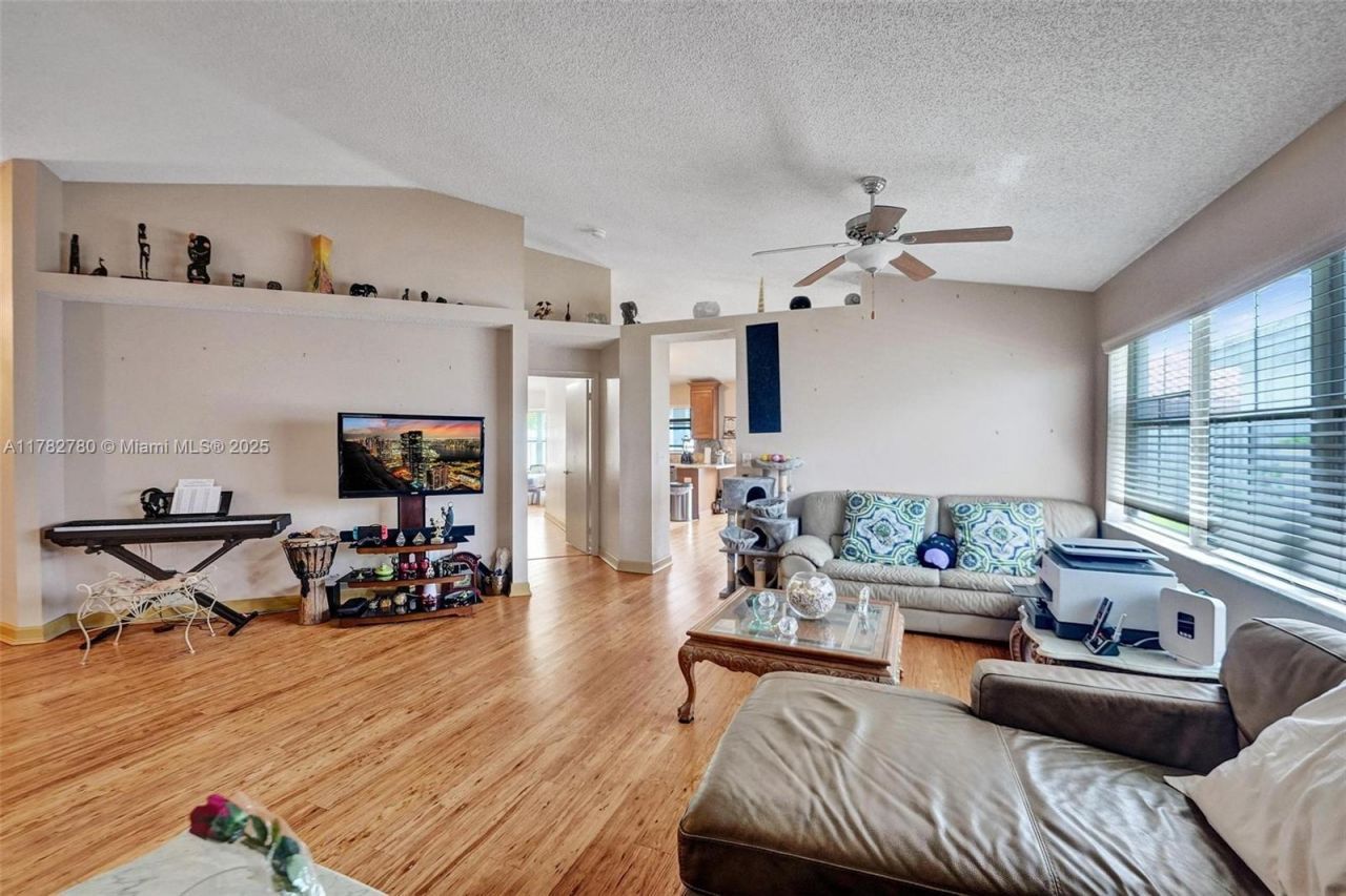 7324 NW 1st Pl, Plantation, FL 33317 Photo