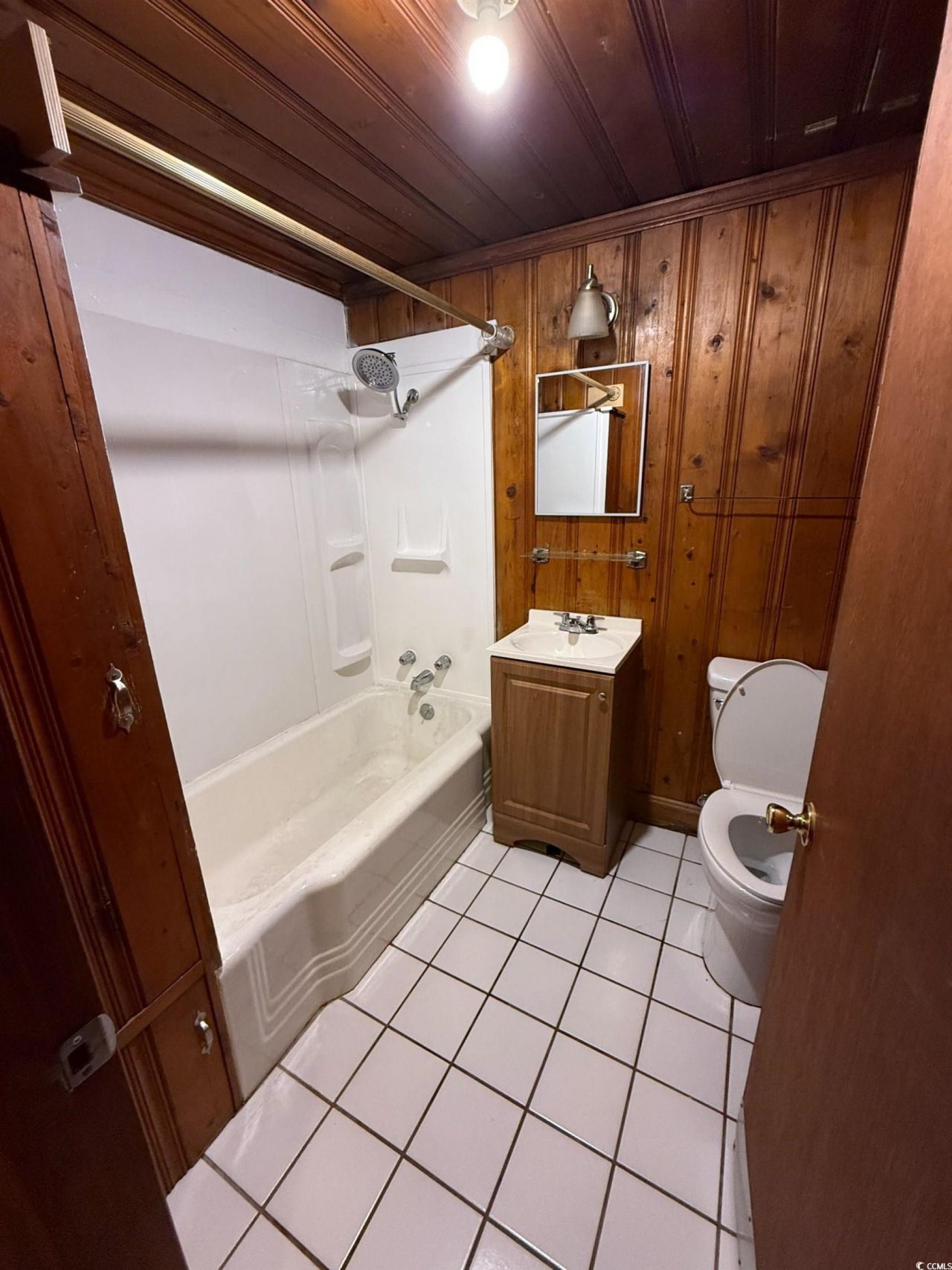 505 32nd Ave. N Photo 18