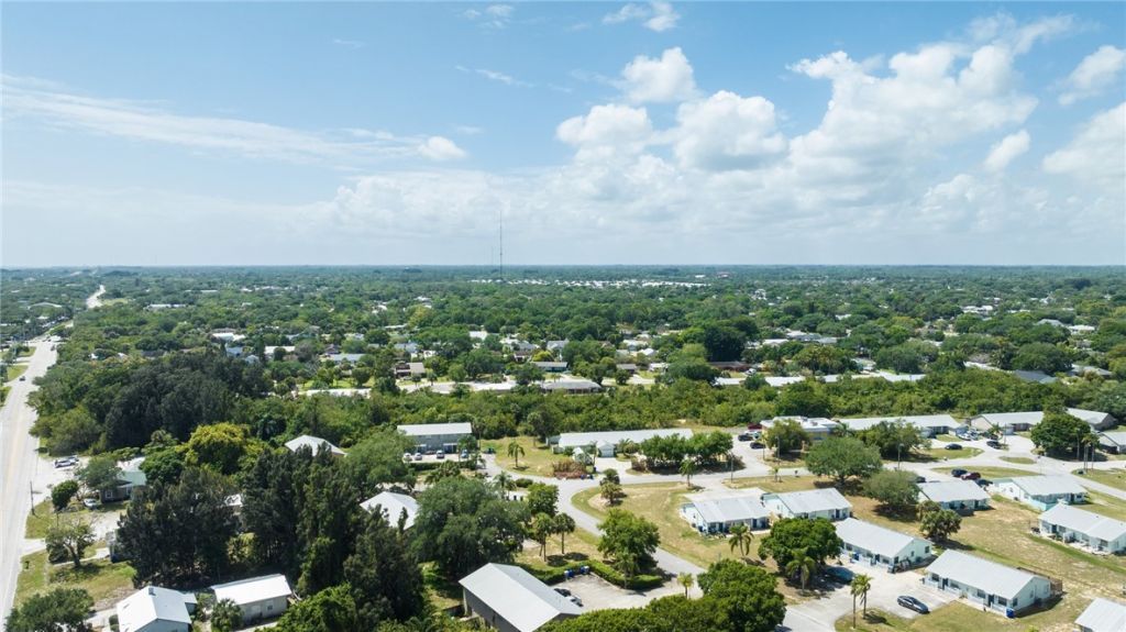 555 Old Dixie Highway, Vero Beach, FL 32962 Photo