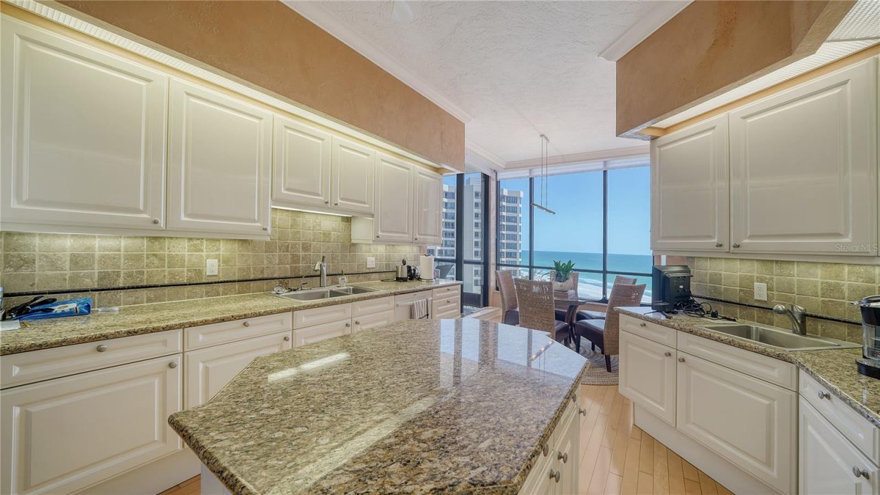 1241 Gulf Of Mexico Drive, Unit 603, Longboat Key, FL 34228 Photo