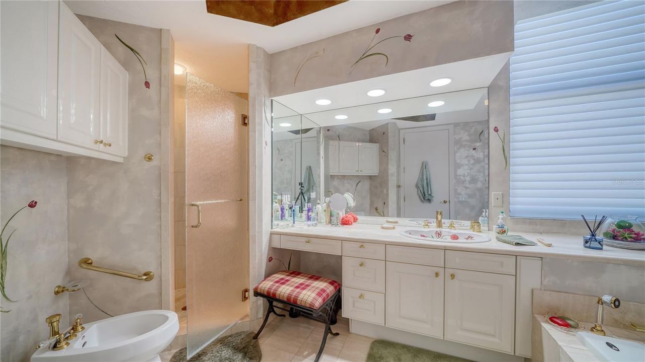 1241 Gulf Of Mexico Drive, Unit 603, Longboat Key, FL 34228 Photo