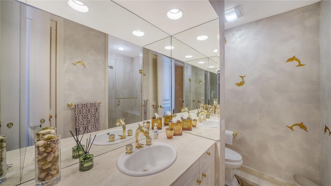 1241 Gulf Of Mexico Drive, Unit 603, Longboat Key, FL 34228 Photo