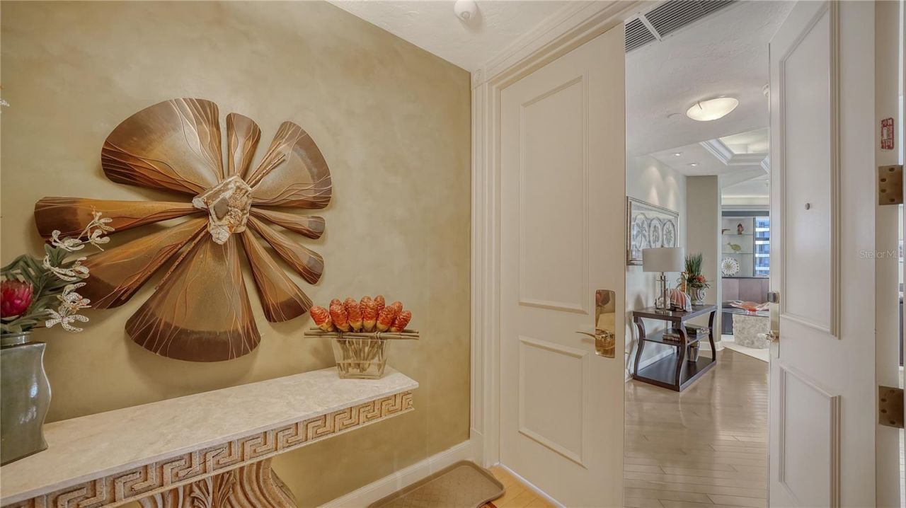 1241 Gulf Of Mexico Drive, Unit 603, Longboat Key, FL 34228 Photo