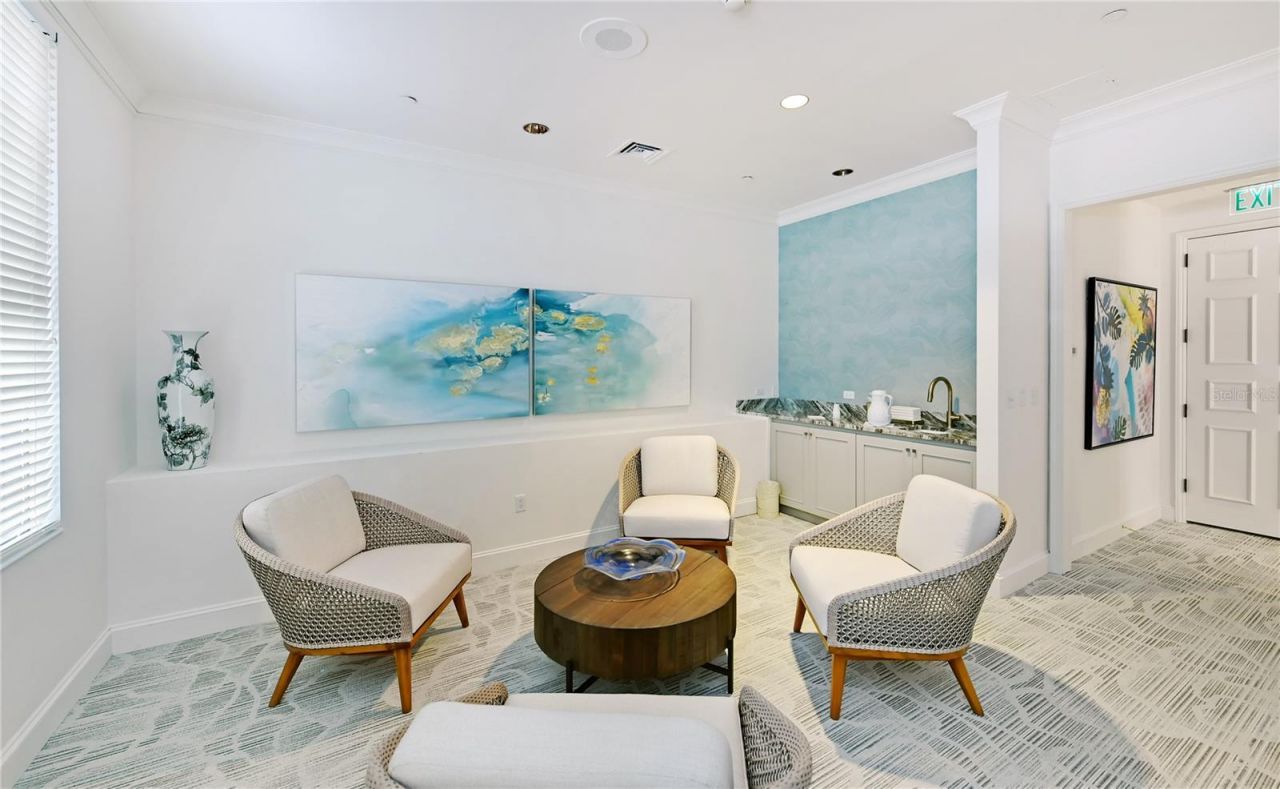 1241 Gulf Of Mexico Drive, Unit 603, Longboat Key, FL 34228 Photo